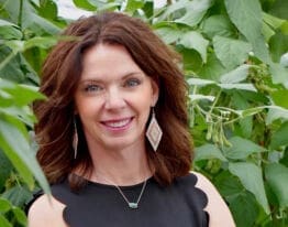 Linda Emanuel headshot.