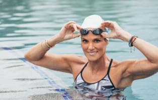 Dara Torres in swimming pool.