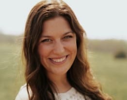 Headshot of Hannah Milne.